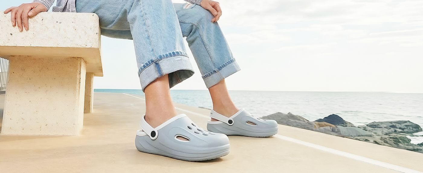 Breezy Waterproof Unisex Clogs | TCG-6004 A+ Content